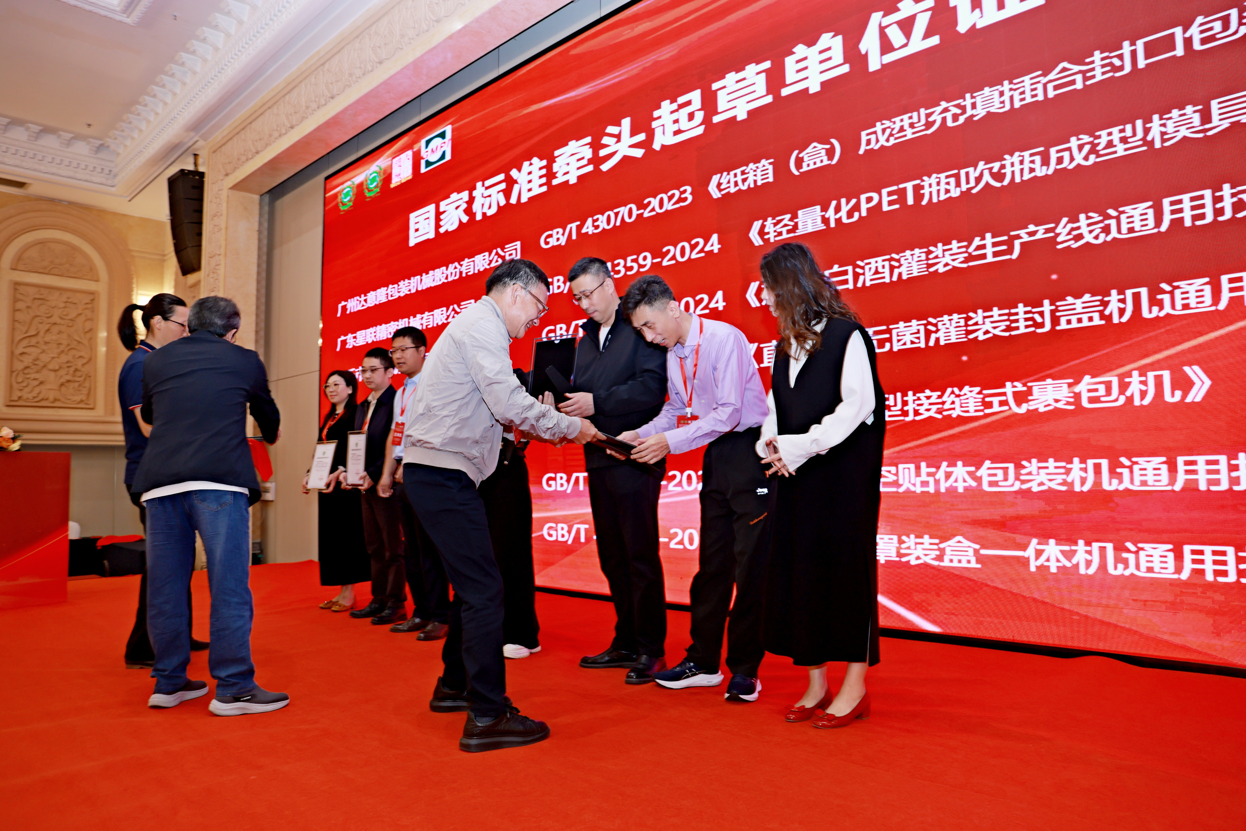 �Ԙ˜����I�lչ�����옷̫ꖼ��F����ڰ��b�s�@��헇��Ҽ��s�u